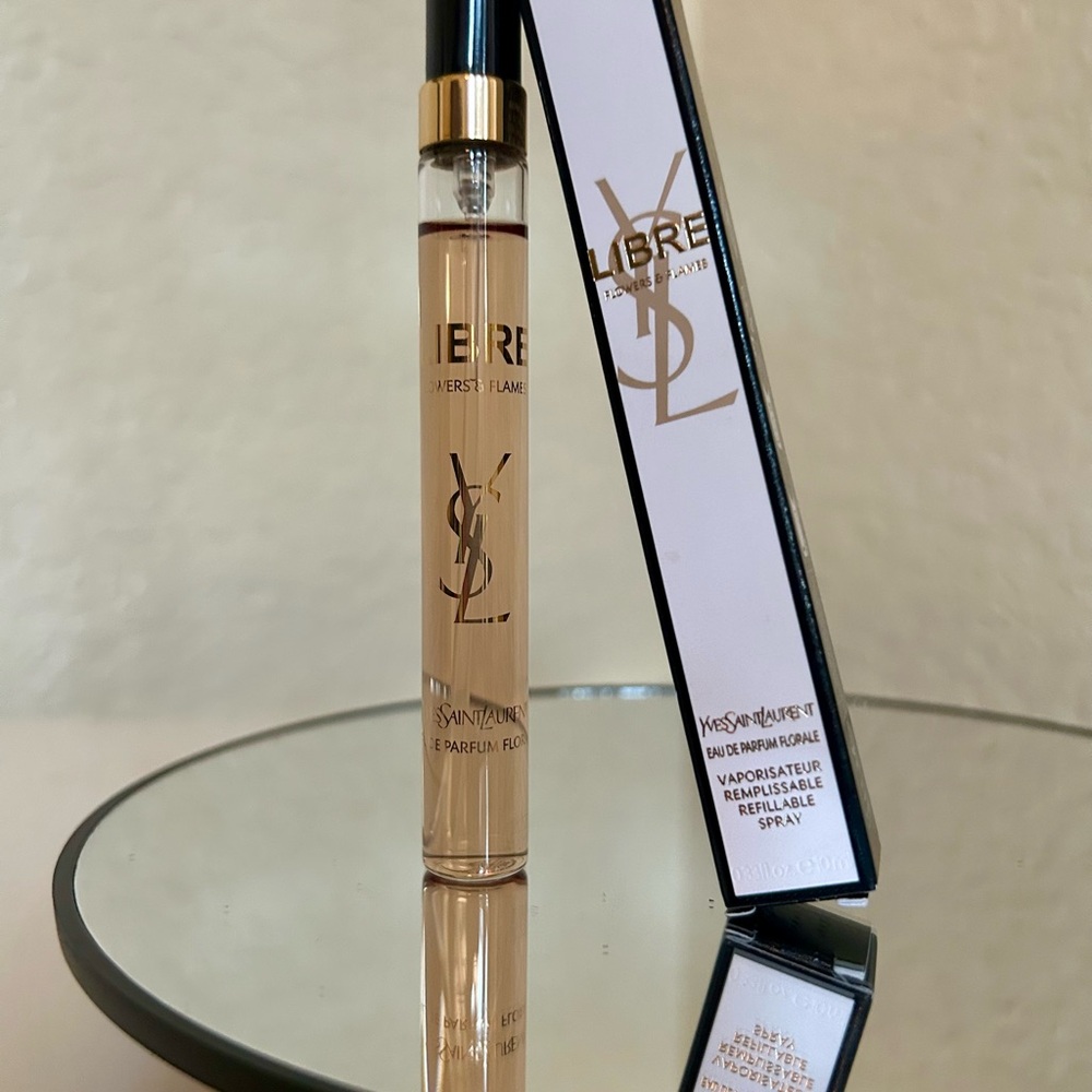 Yves Saint Laurent Libre Flowers & Flames Eau de Parfum Florale Spray